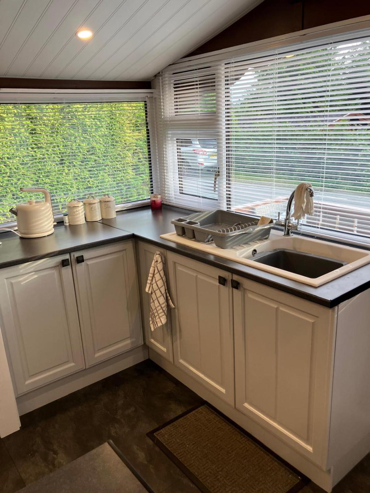 Snowdonia Luxury Log Holiday home Trawsfynydd