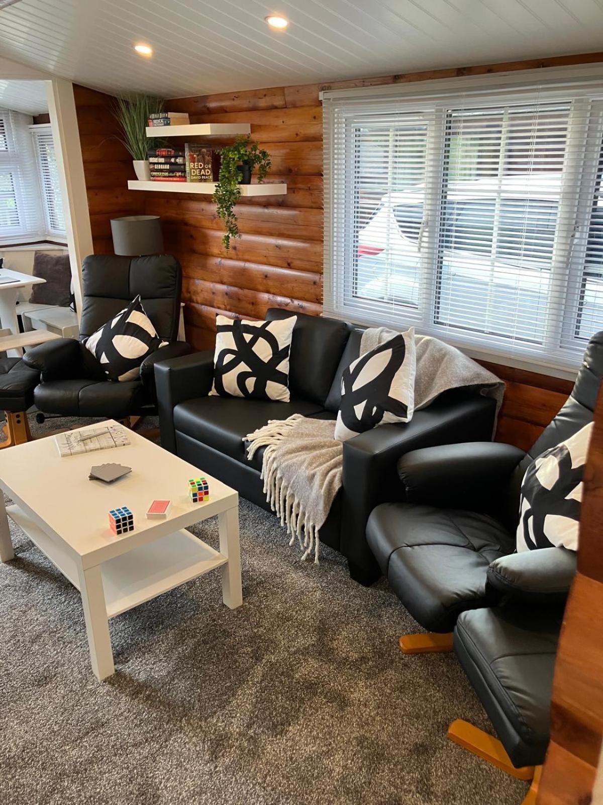 Snowdonia Luxury Log Holiday home